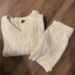 Cable Knit Cream Sweater & Shorts SET